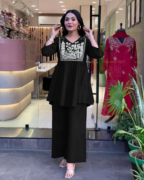 Graceful Women's Embroidered Cotton Kurta with Pants ? Size (XL) - Image 4